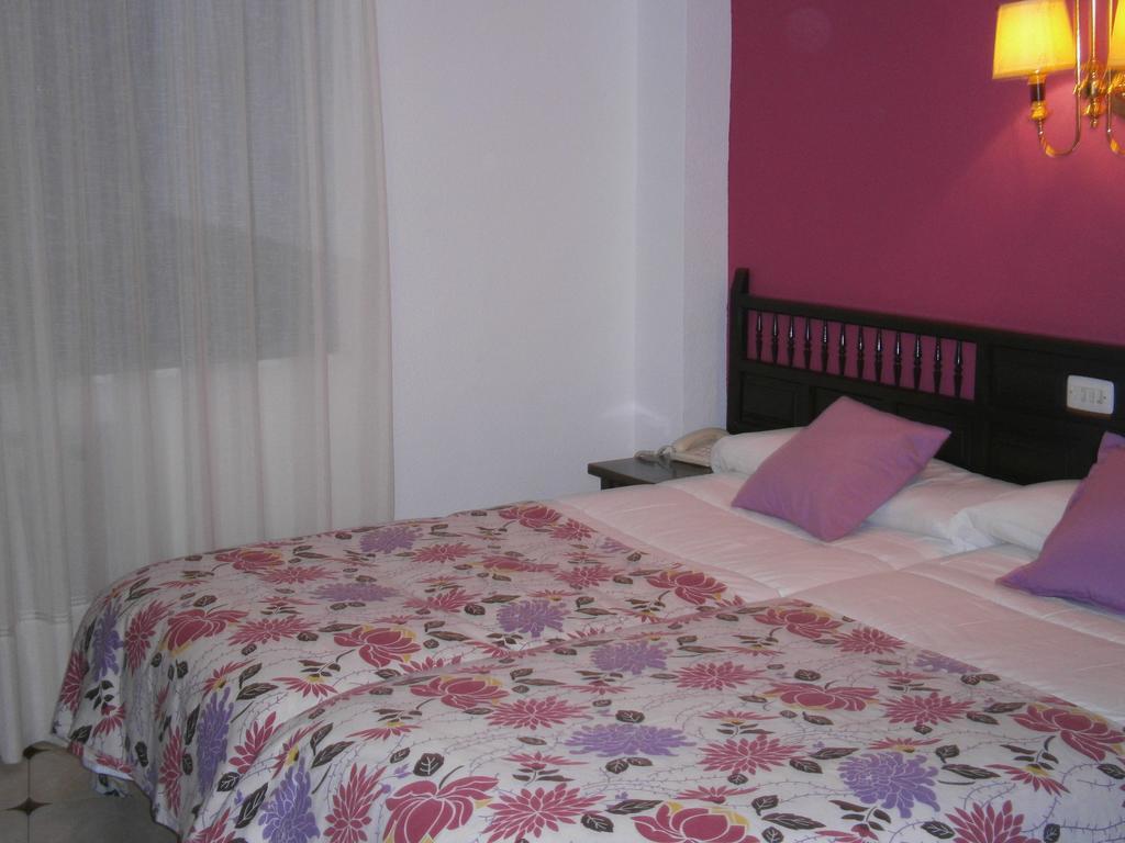 Hostal Residencia Avenida Cuenca  Exterior foto