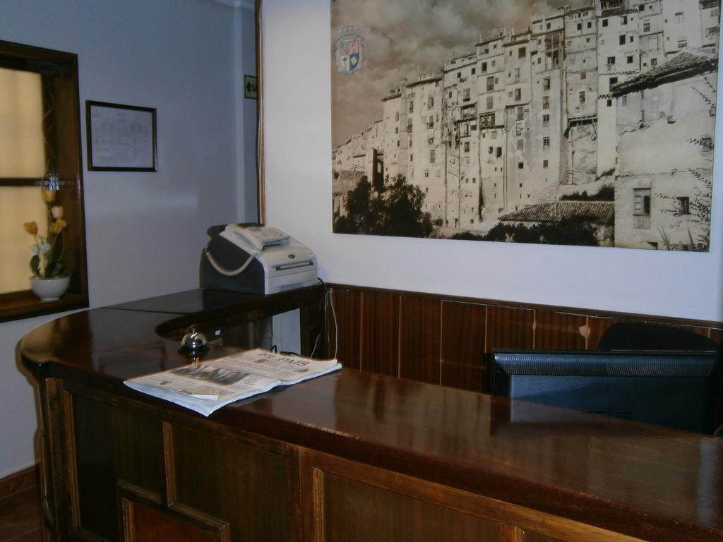 Hostal Residencia Avenida Cuenca  Exterior foto